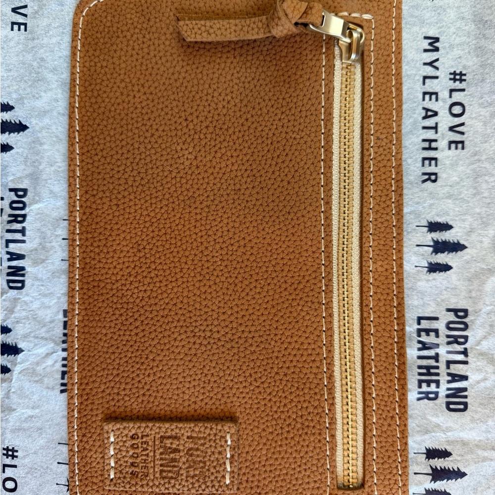 New Portland Leather Goods Adriana Pouch Brown Tan Wildwood Almond Cork - Picture 4 of 6